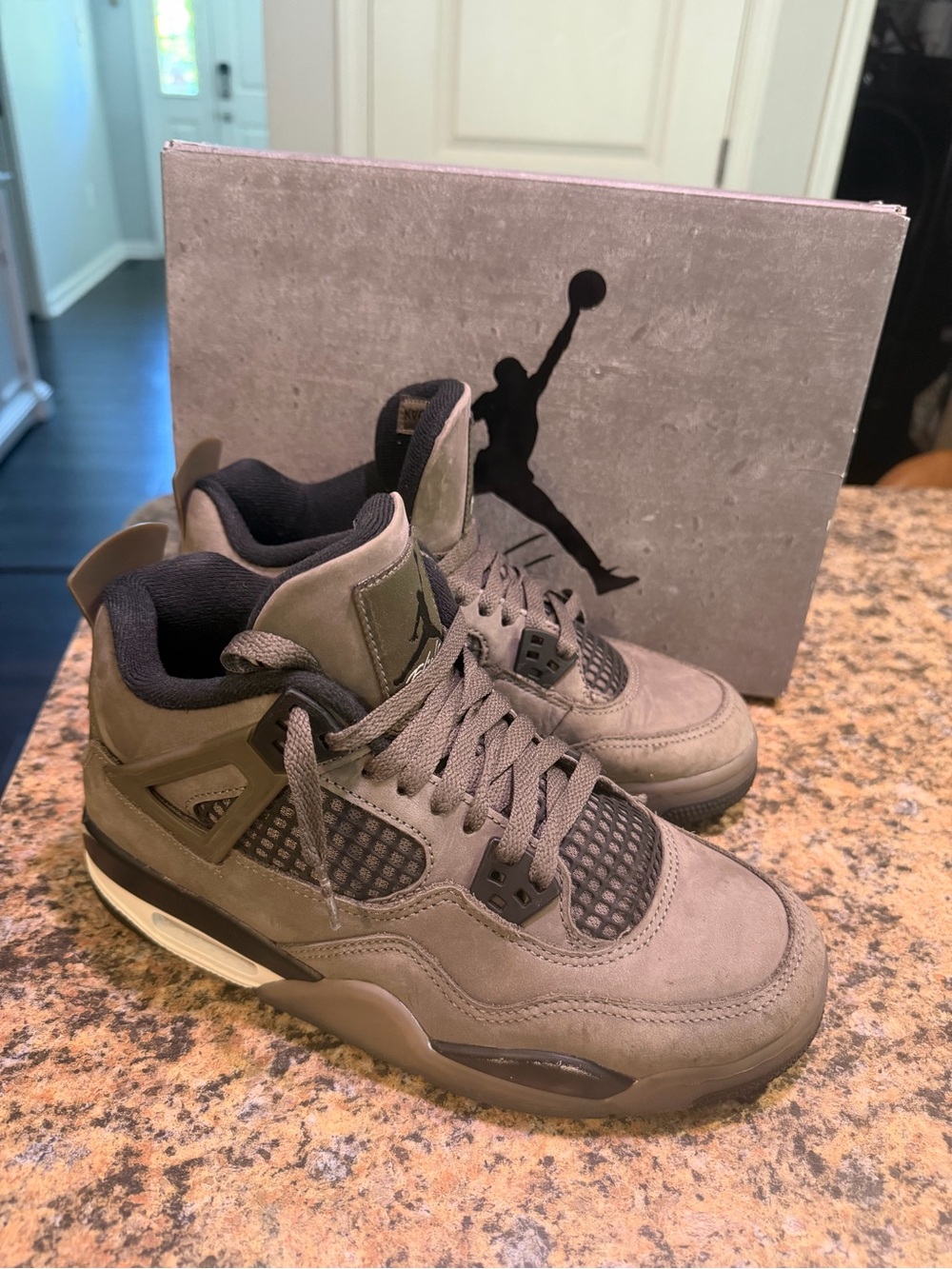 Jordan Retro 4 Boys Sneakers OG Carve Stone
